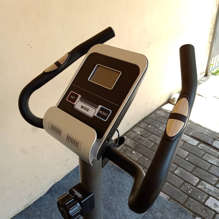 FC - New Alat Olahraga Gym Fitness Sepeda Statis Big Magnetic Bike FC 008 B - Image 5